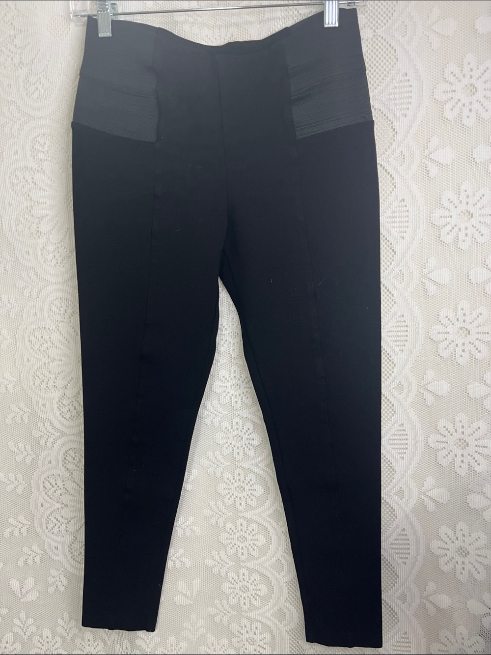 Matty M Black Ponte Skinny Ankle Pants NWOT S